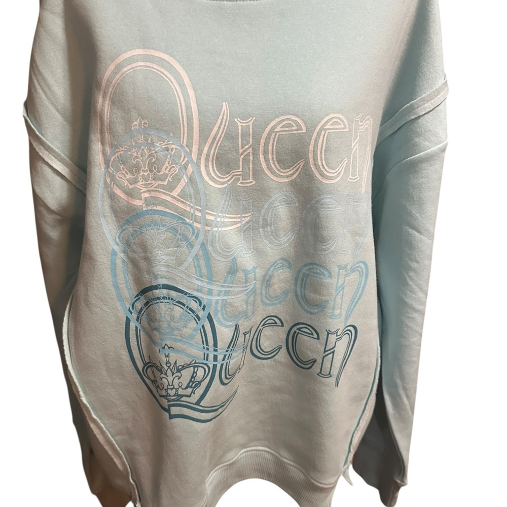 Queen x Time and Tru oversized Crew Neck Sweatshirt size large - Picture 4 of 7